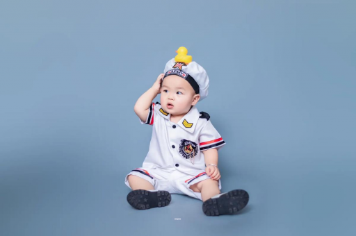 塔城宝宝老摇头怎么回事 塔城宝宝老摇头怎么回事